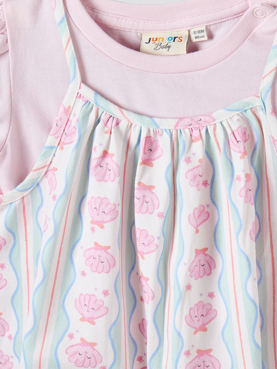 Round Neck Short Sleeves T-Shirt and Dungaree Set with Ruffle Trim
