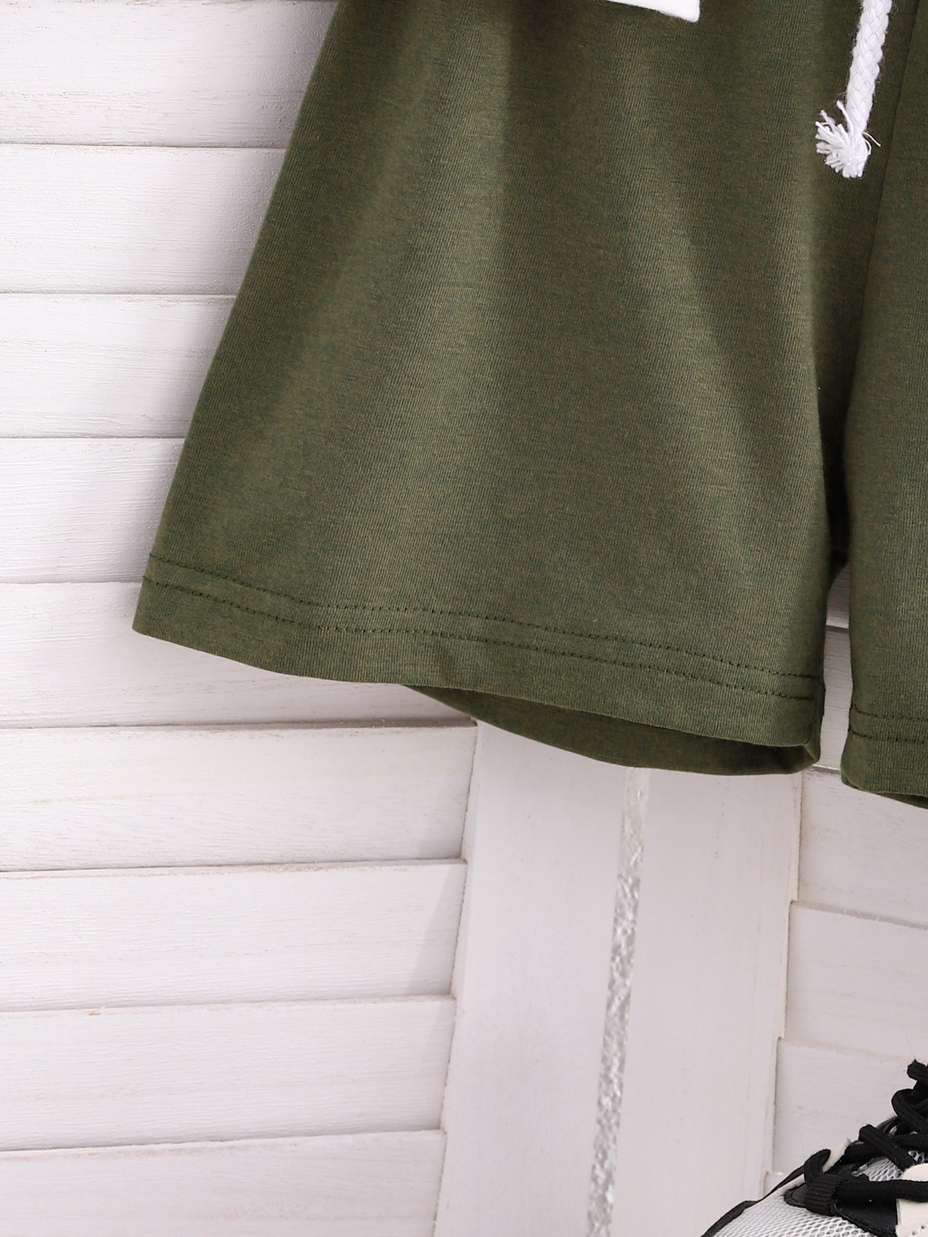 Boys Color Block Pocket Detail T-Shirt and Drawstring Shorts Set