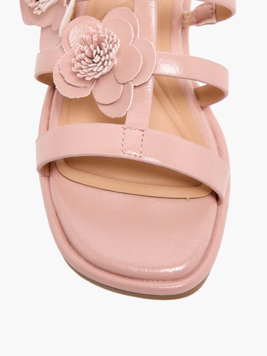Girls Floral Accent Slip-On Sandals