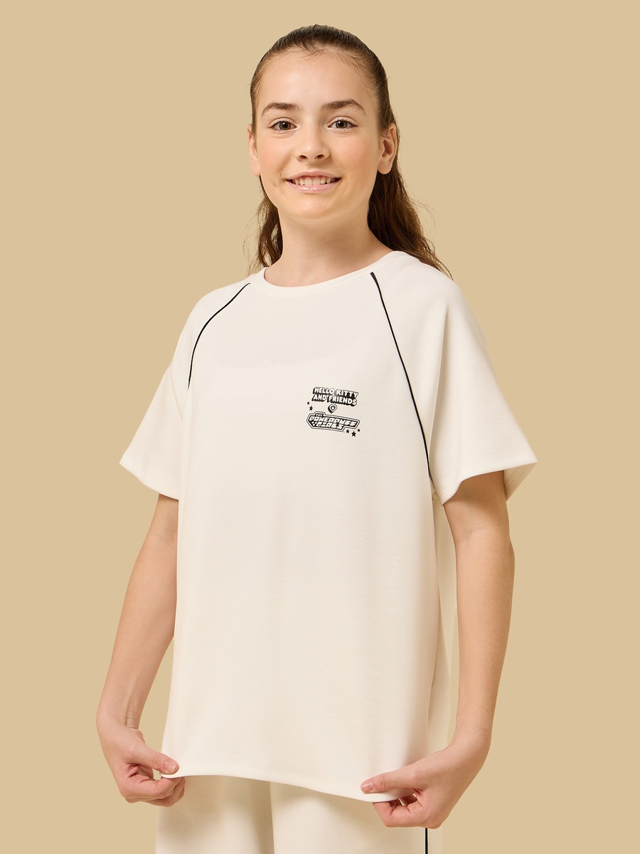 Hello Kitty and Powerpuff Girls Print Oversized T-Shirt