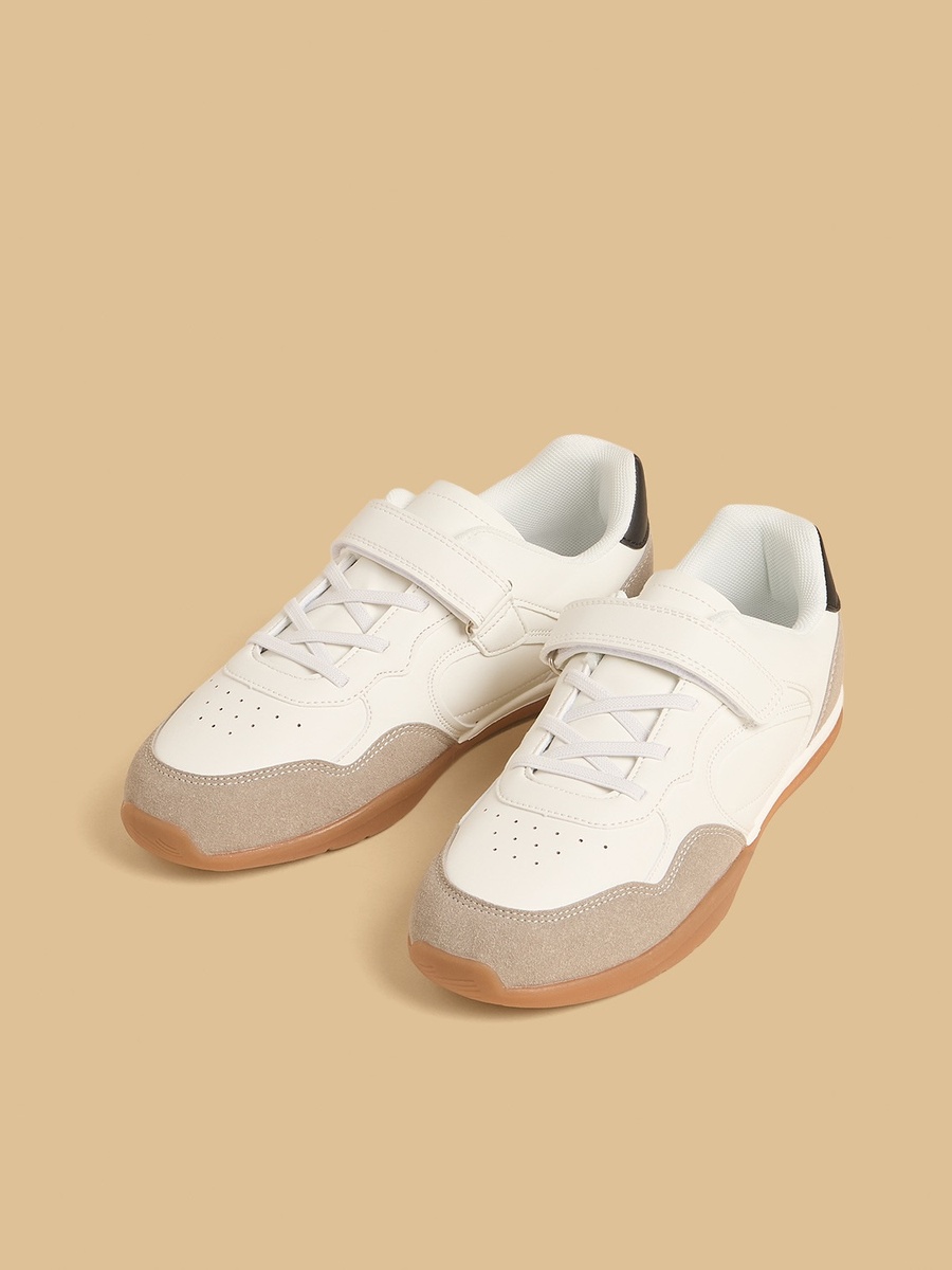 Panelled Sports Shoes with Hook and Loop Closure