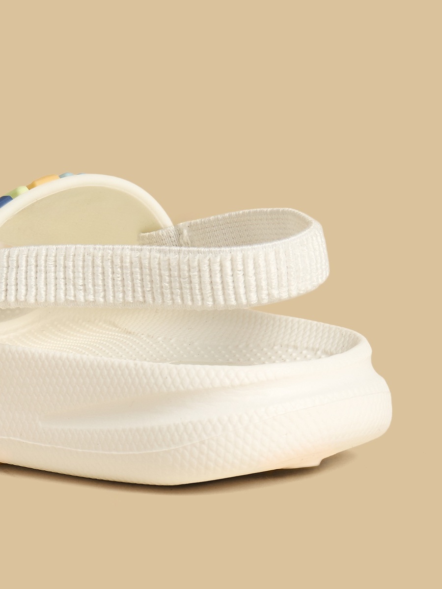 Applique Detail Slides with Backstrap