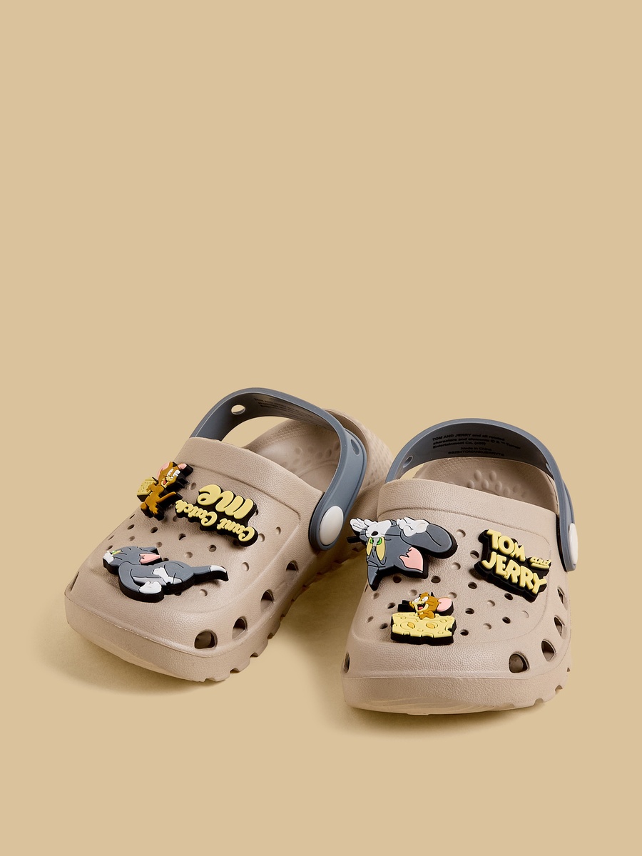 Tom and Jerry Accent Clogs with Backstrap
