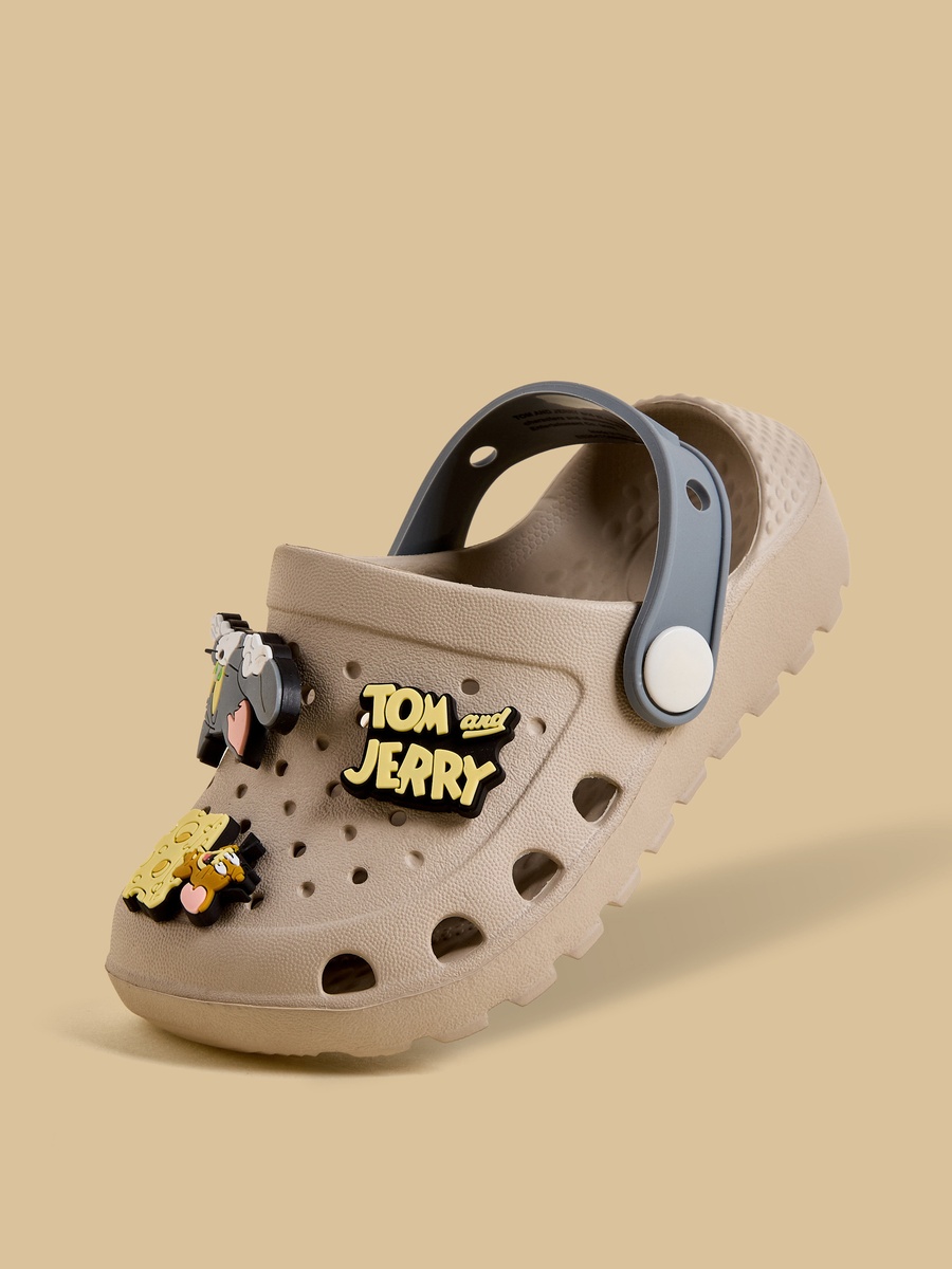 Tom and Jerry Accent Clogs with Backstrap