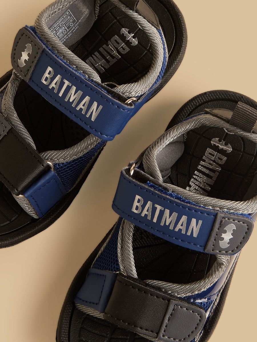 Batman Print Sandals with Hook and Loop Closure
