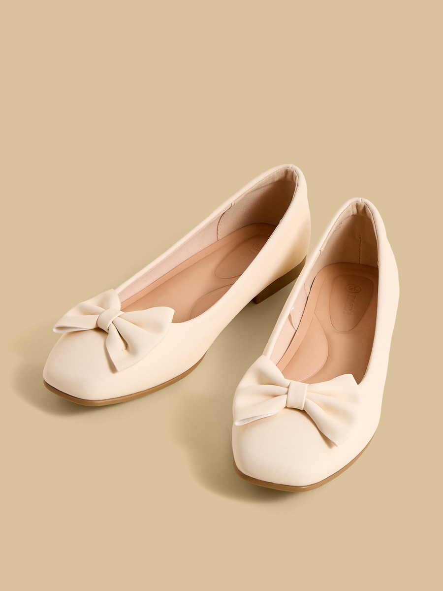 Bow Accent Ballerina Shoes