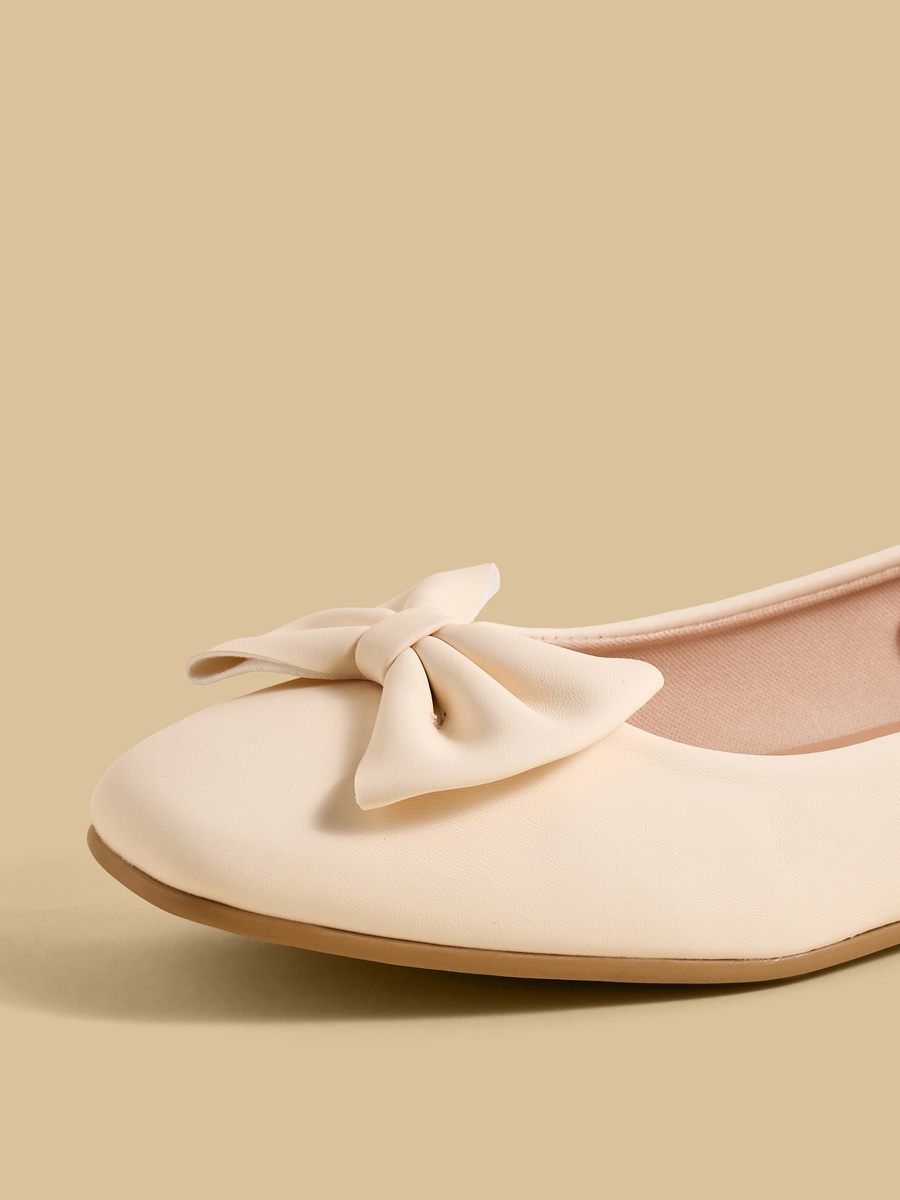 Bow Accent Ballerina Shoes