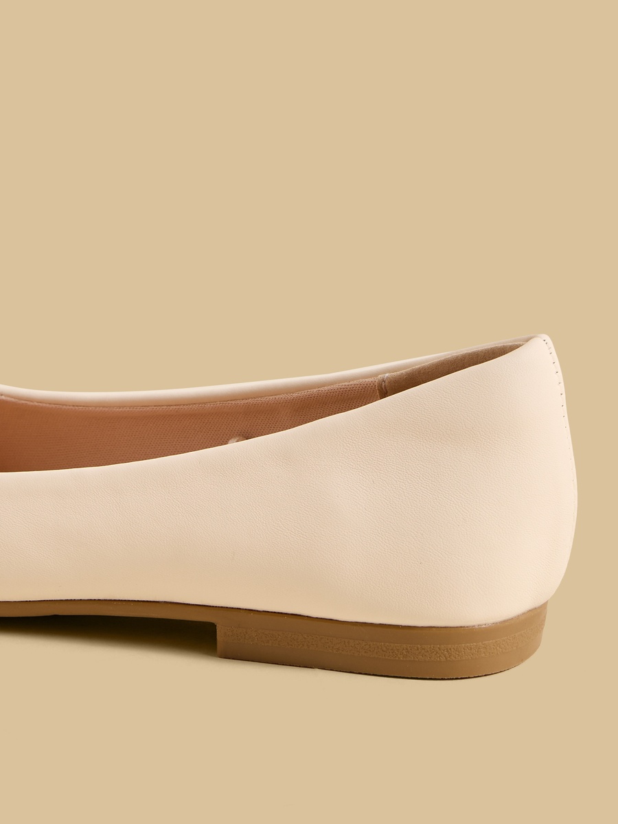 Bow Accent Ballerina Shoes