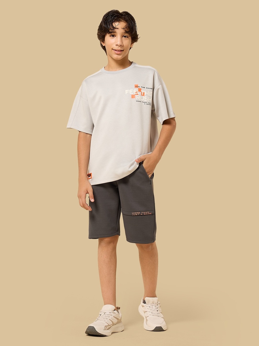 Slogan Print Embossed Shorts