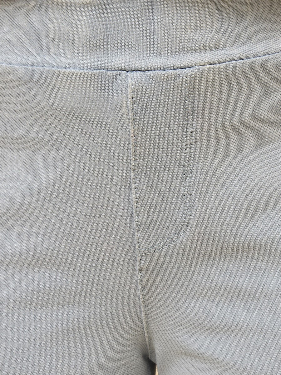 Mid-Rise Relaxed Fit Wide Leg Jeans