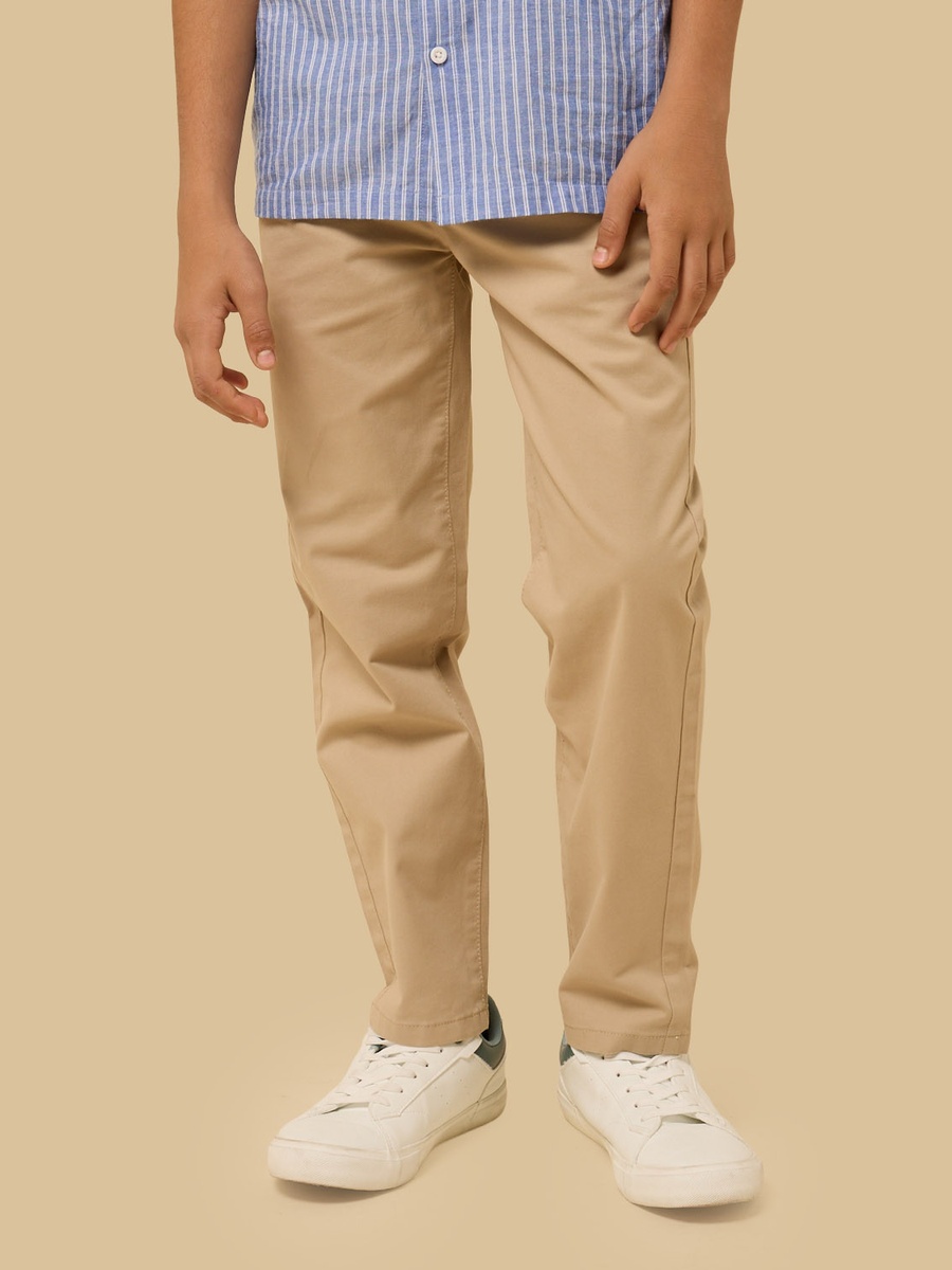 Straight Fit Cotton Chinos