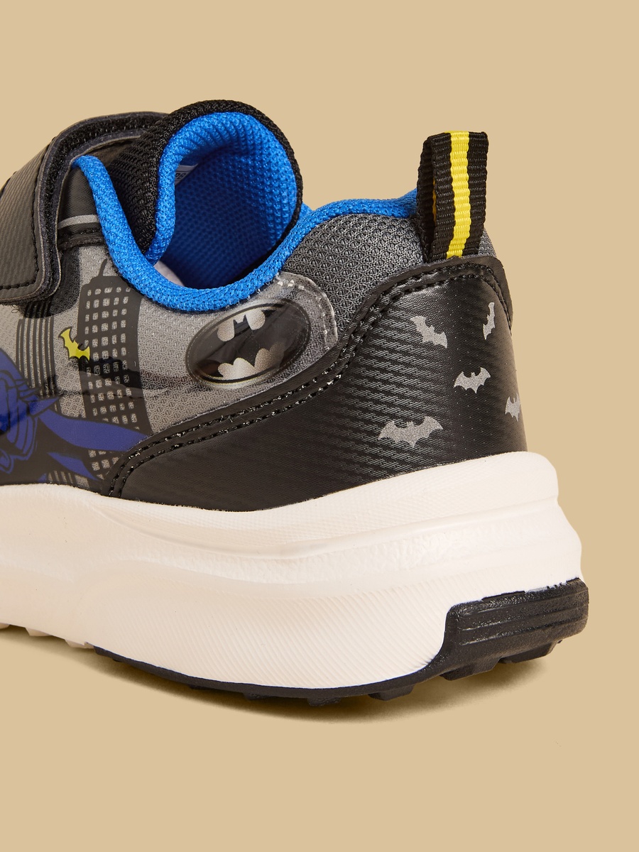 Batman Print Sports Shoes with Hook and Loop Closure