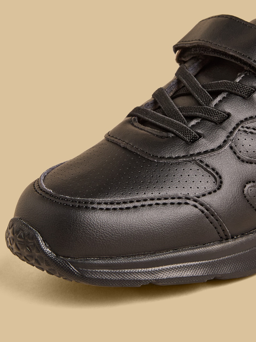 Panelled Sports Shoes with Hook and Loop Closure