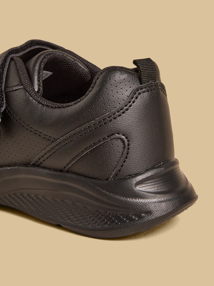 Panelled Sports Shoes with Hook and Loop Closure