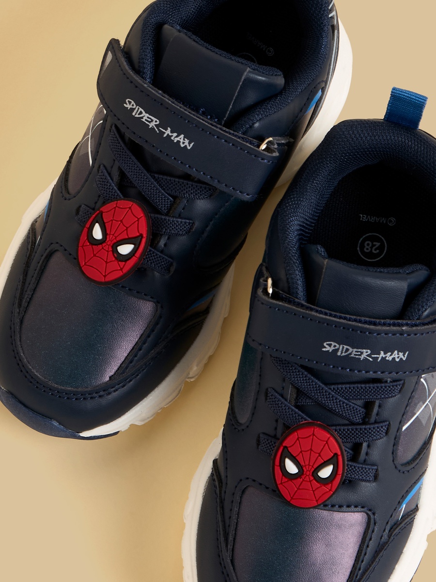 Spider-Man Applique Sports Shoes with Hook and Loop Closure