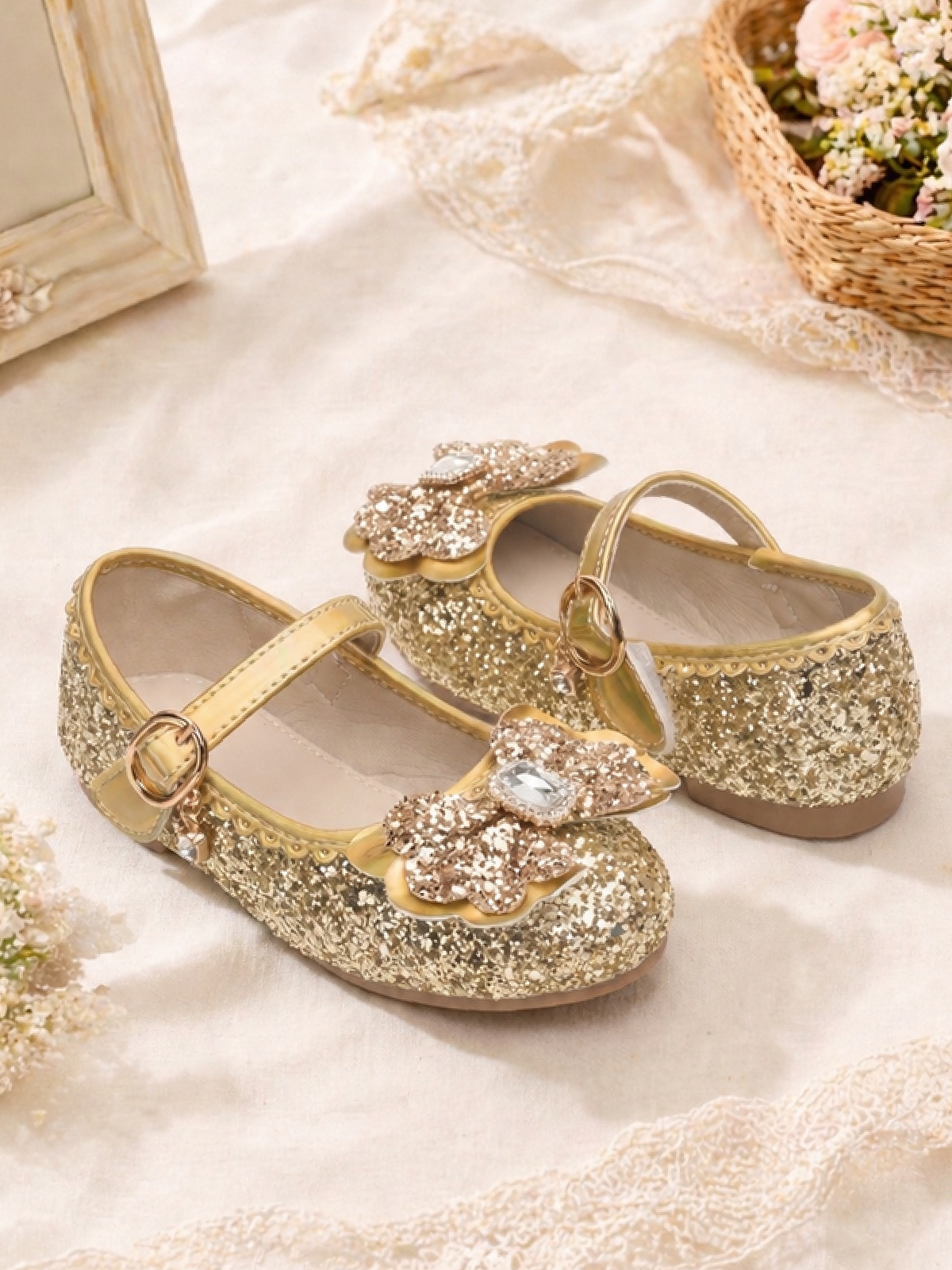 Girls Gold Glitter Floral Mary Jane Flats
