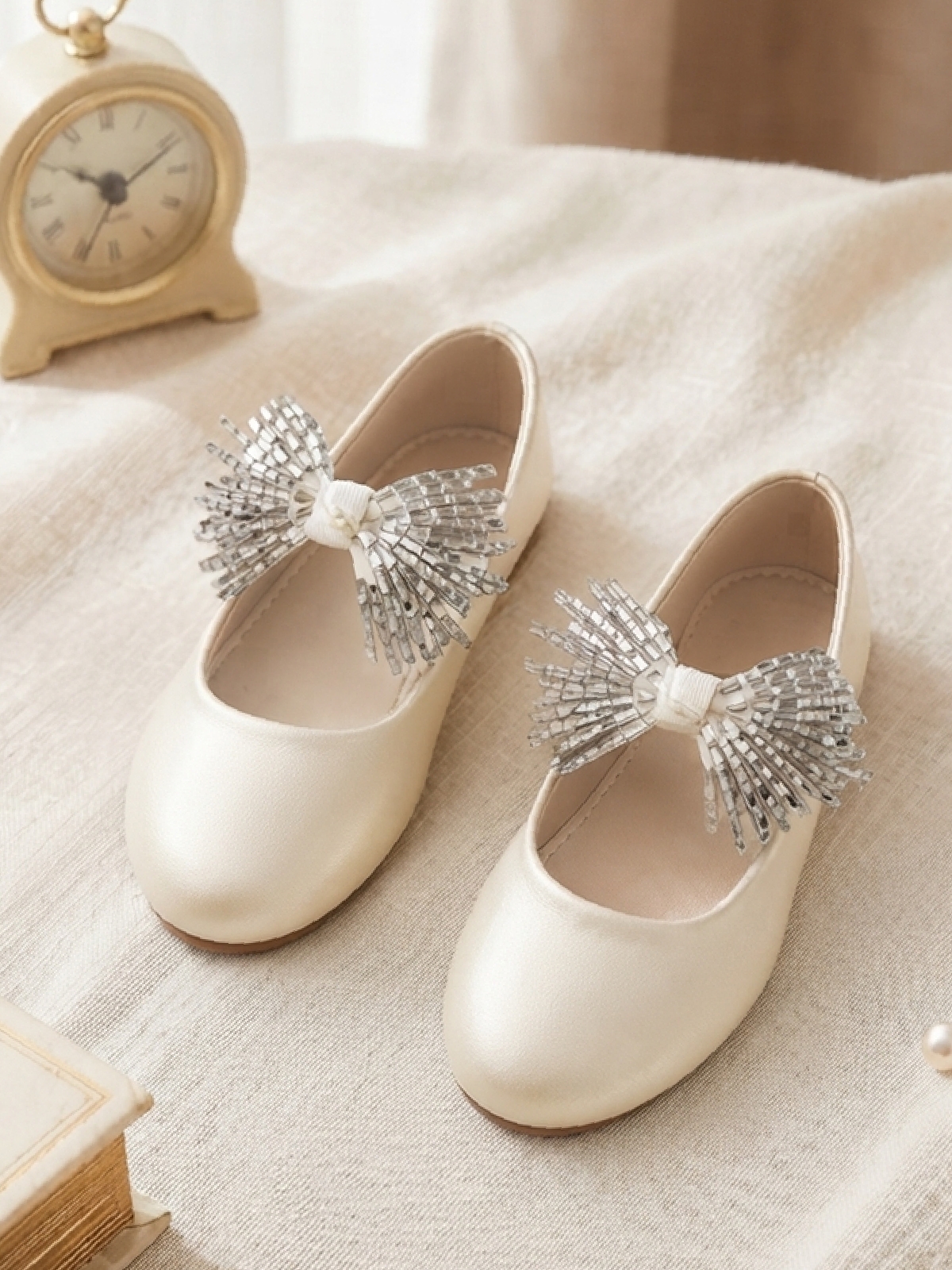 Girls Off-White Embellished Velcro Ballerinas