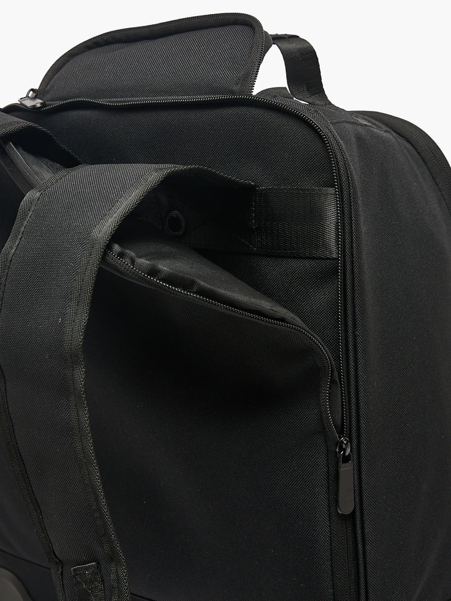 شنطة عجلات بطبعة ساموراي ومقبض قابل للسحب مقاس 18 بوصة
