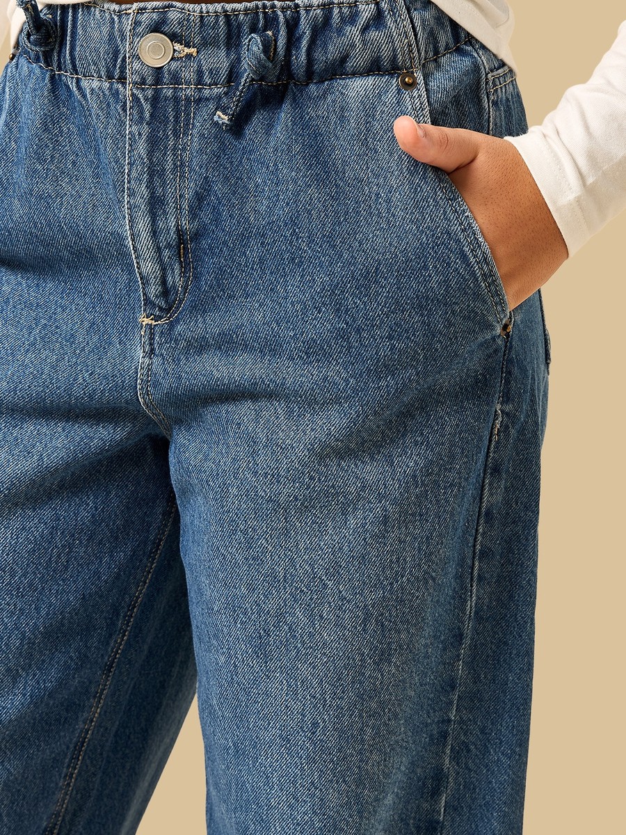 Barrel Fit Cotton Jeans with Side Seam Detail
