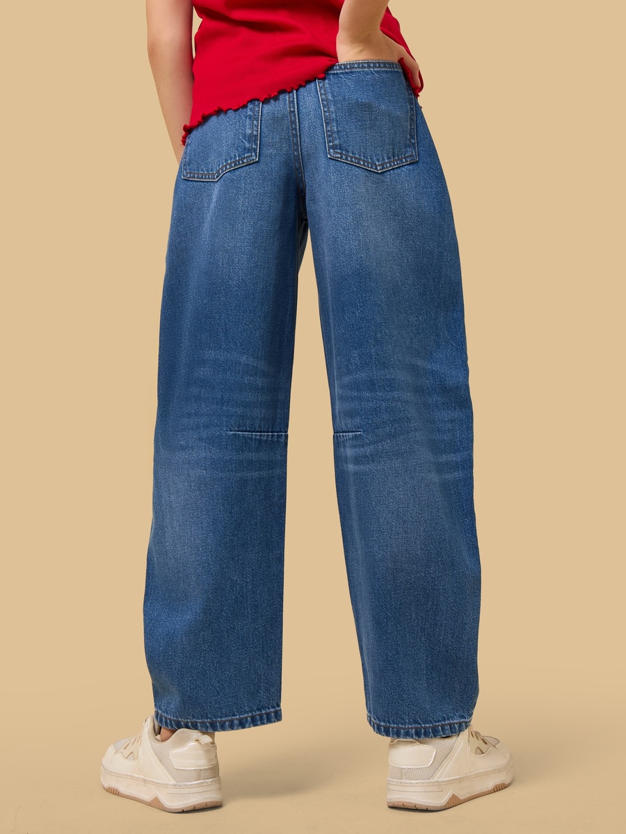Barrel Fit Hem Dart Cotton Jeans