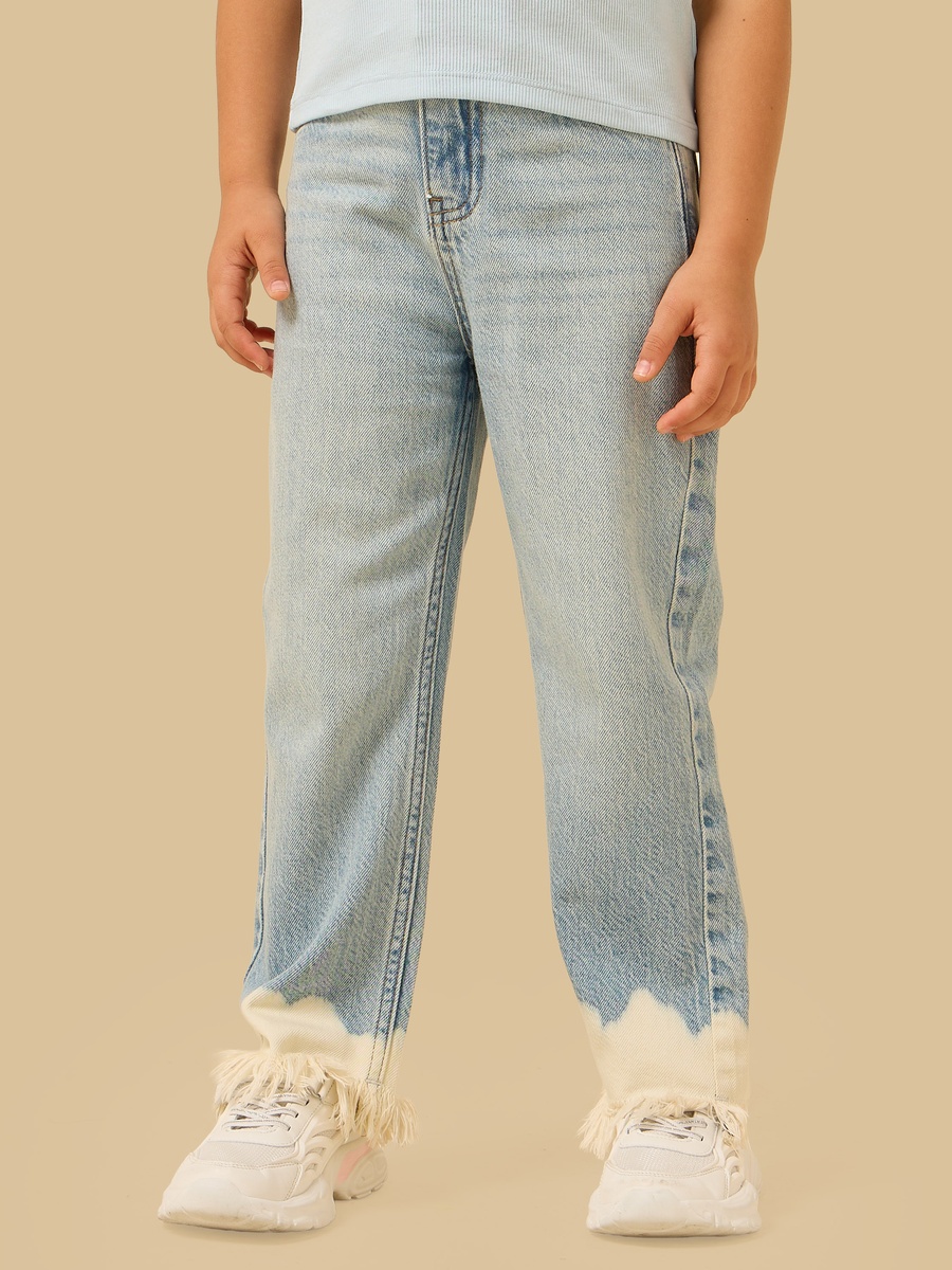 Light Wash Straight Fit Cotton Jeans