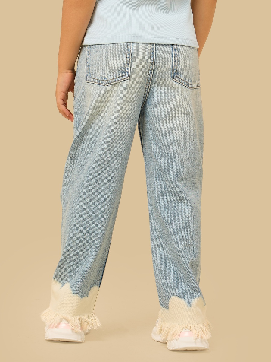 Light Wash Straight Fit Cotton Jeans