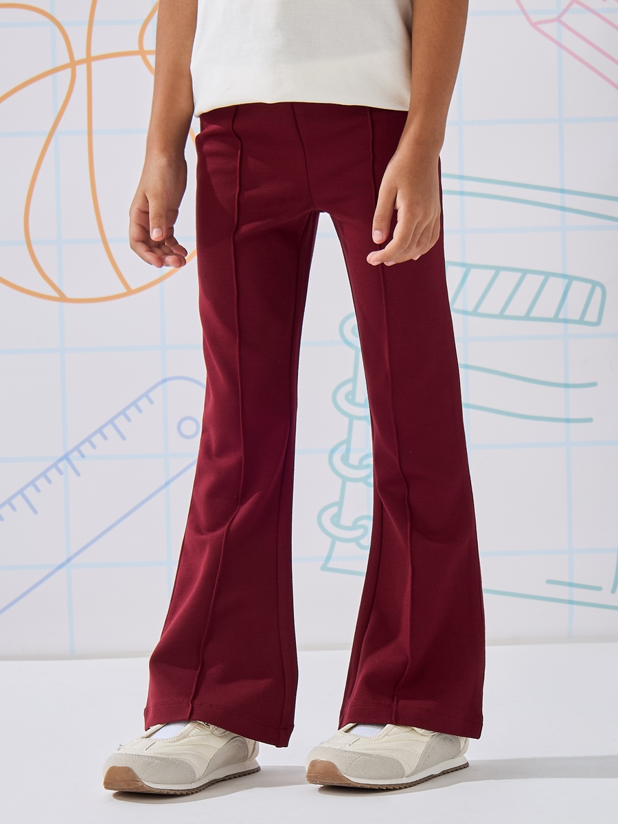 Pintuck Detail Flared Leggings