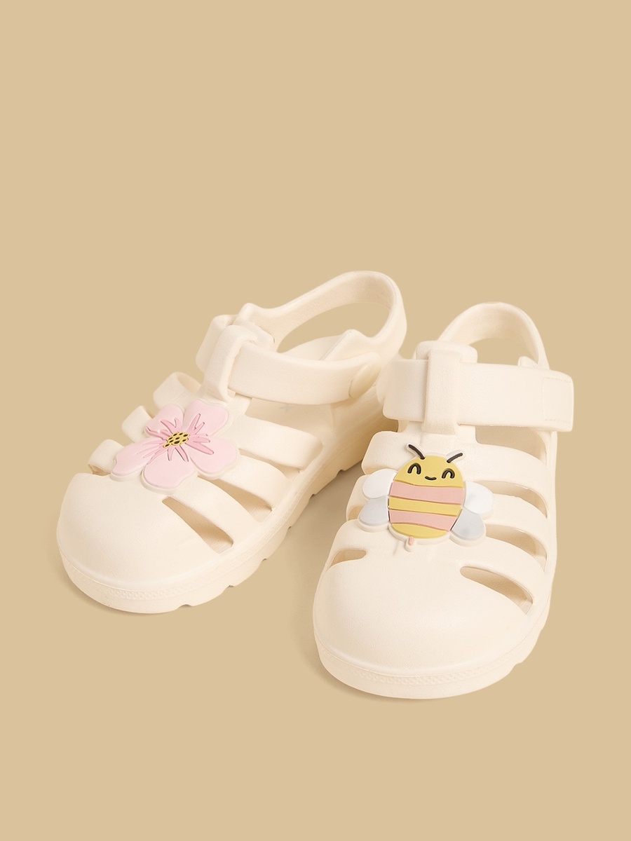Applique Fisherman Sandals with Hook and Loop Closure