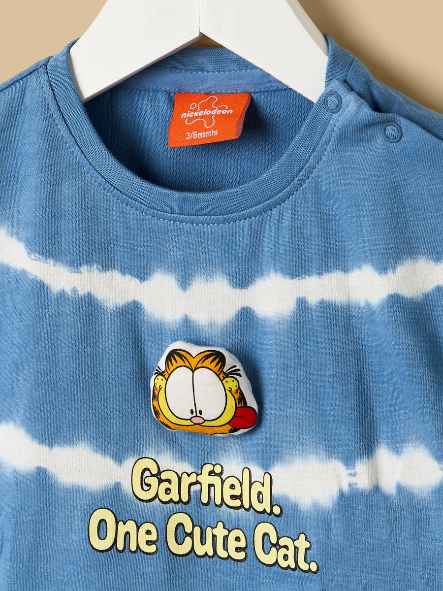 Garfield Print Cotton T-Shirt and Shorts Set