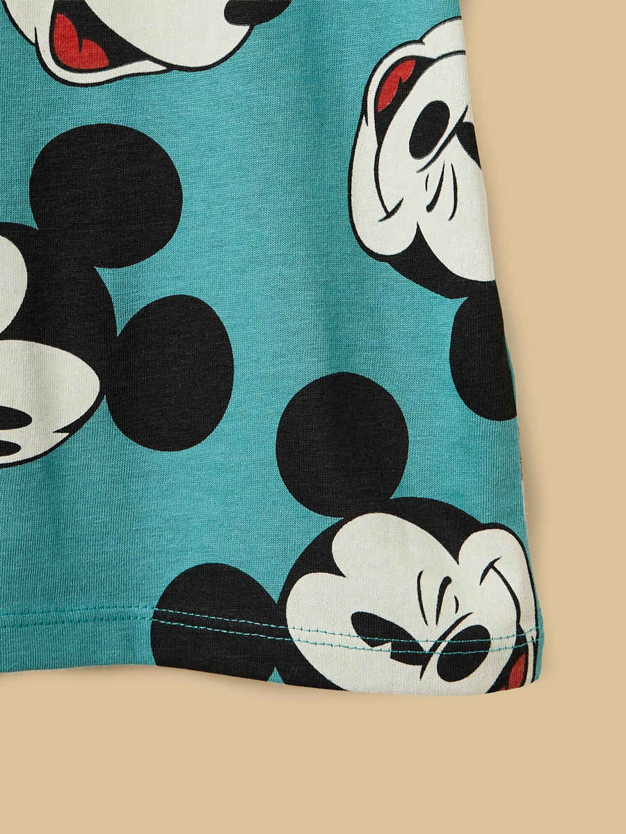 Mickey Mouse Print T-Shirt and Shorts Set