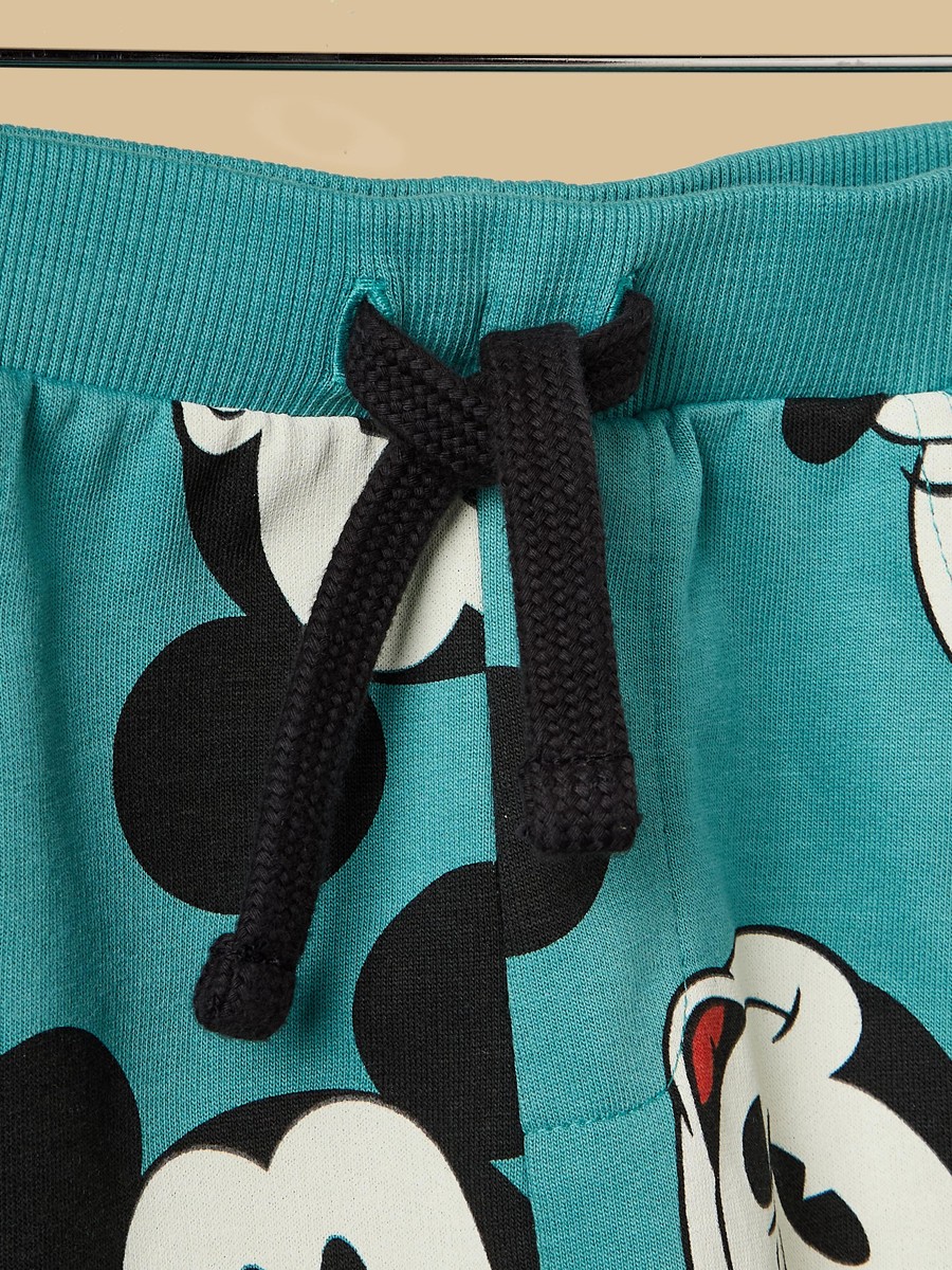 Mickey Mouse Print T-Shirt and Shorts Set