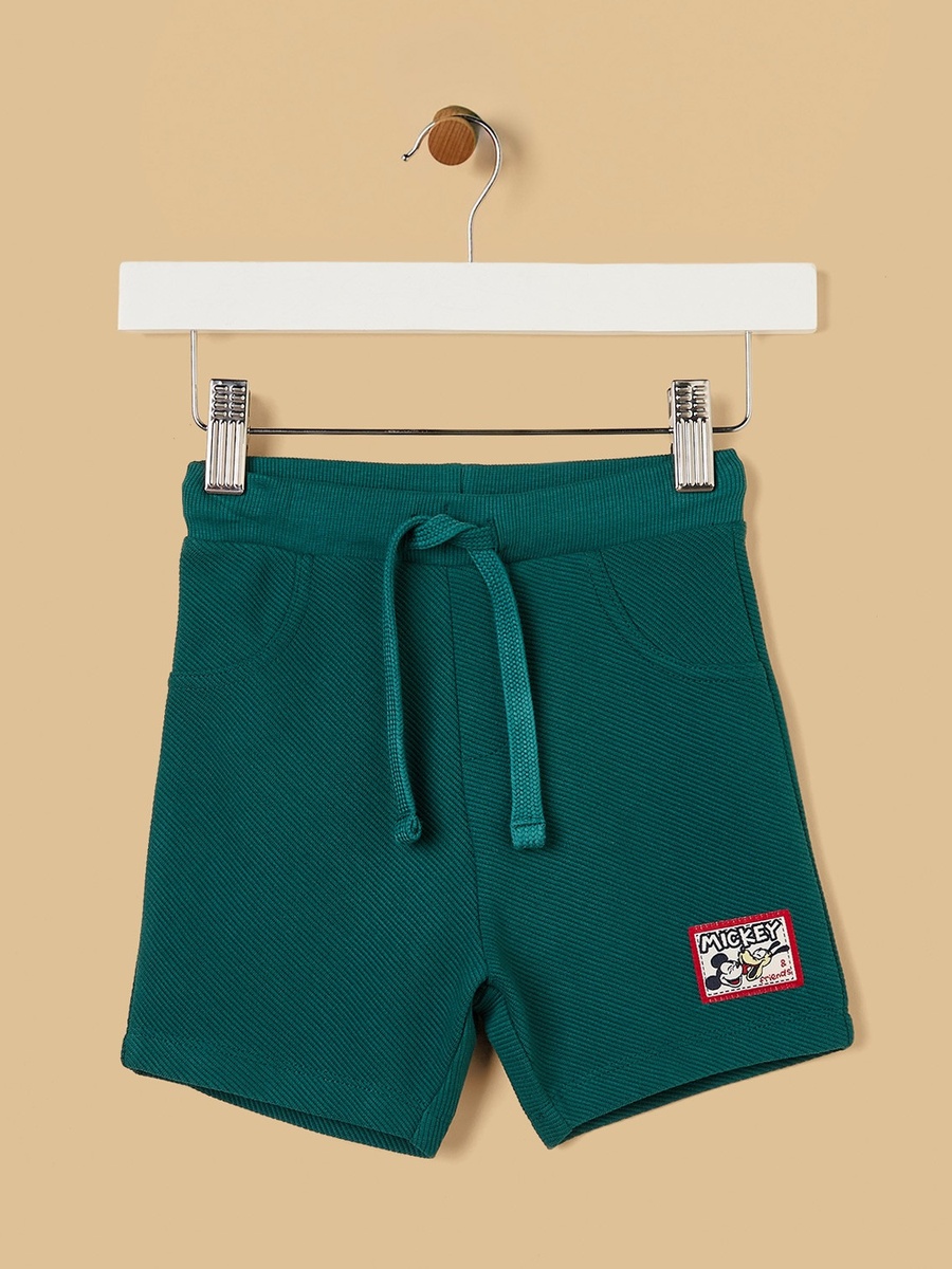 Mickey Mouse Print T-Shirt and Shorts Set