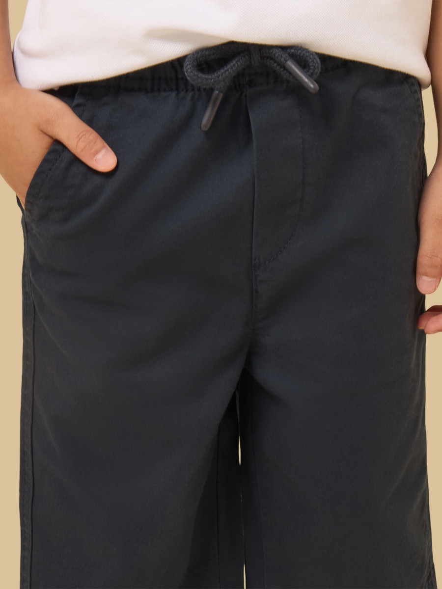 Mid-Rise Shorts
