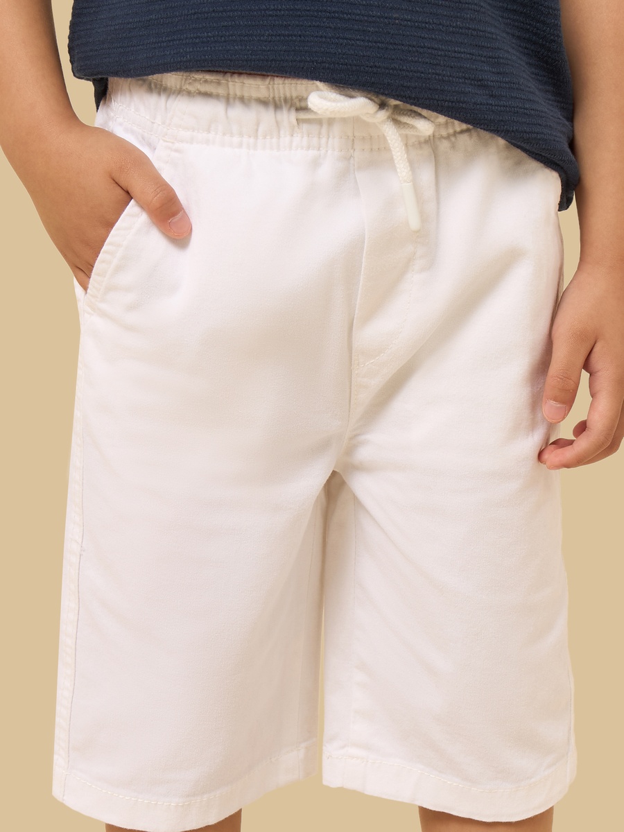Mid-Rise Shorts