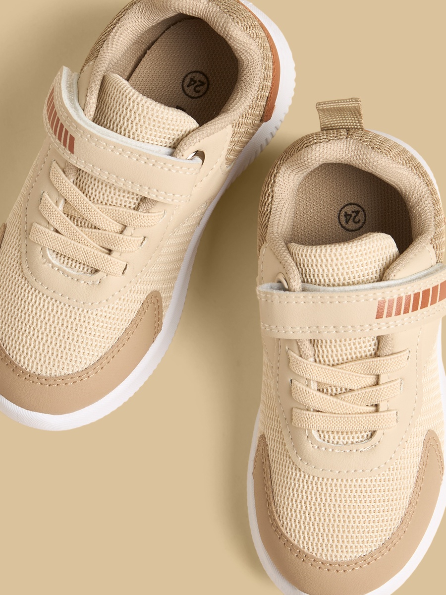 Panelled Sports Shoes with Hook and Loop Closure