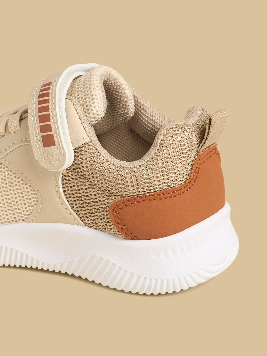 Panelled Sports Shoes with Hook and Loop Closure