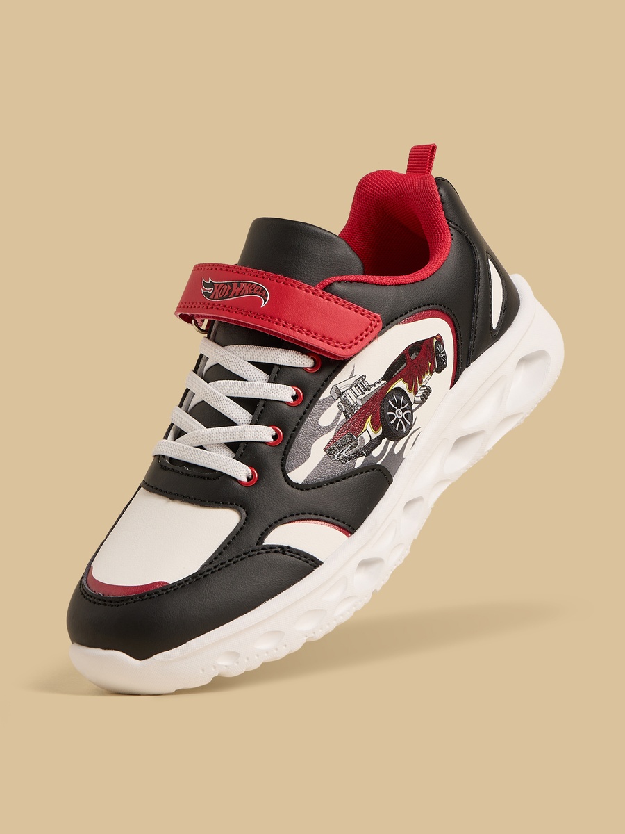 Hot Wheels Print Sports Shoes with Hook and Loop Closure