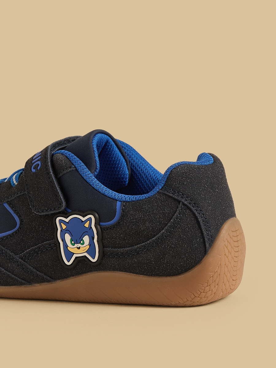 Sonic the Hedgehog Applique Sports Shoes with Hook and Loop Closure