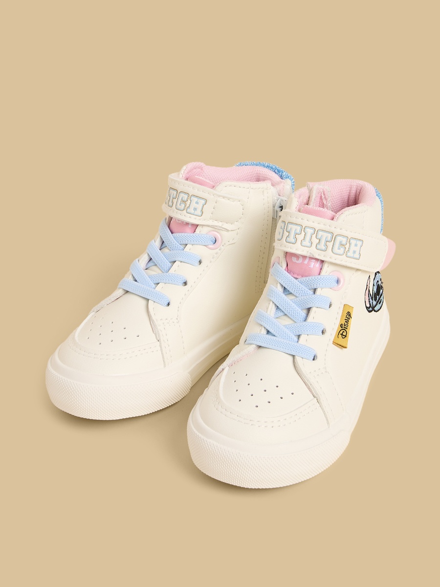 Stitch Embroidered Sports Shoes with Hook and Loop Closure