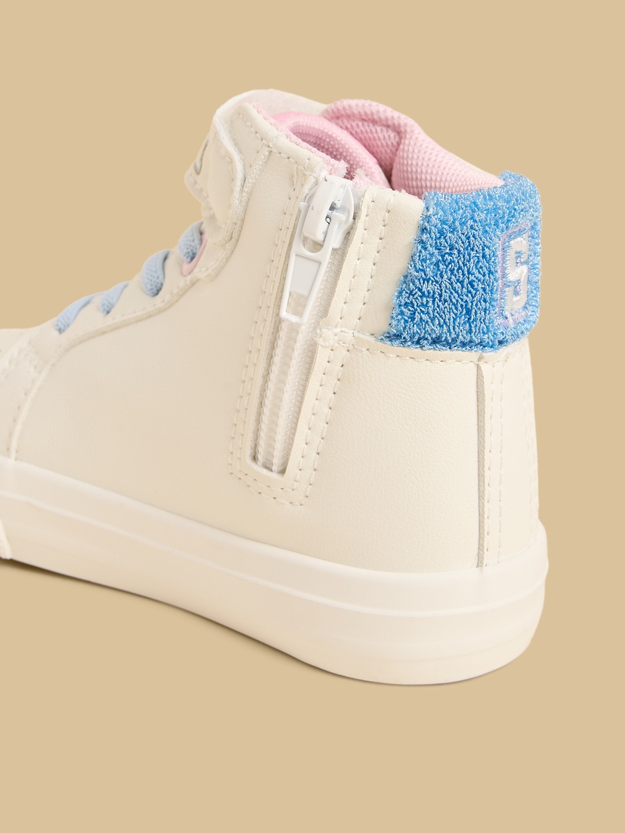 Stitch Embroidered Sports Shoes with Hook and Loop Closure
