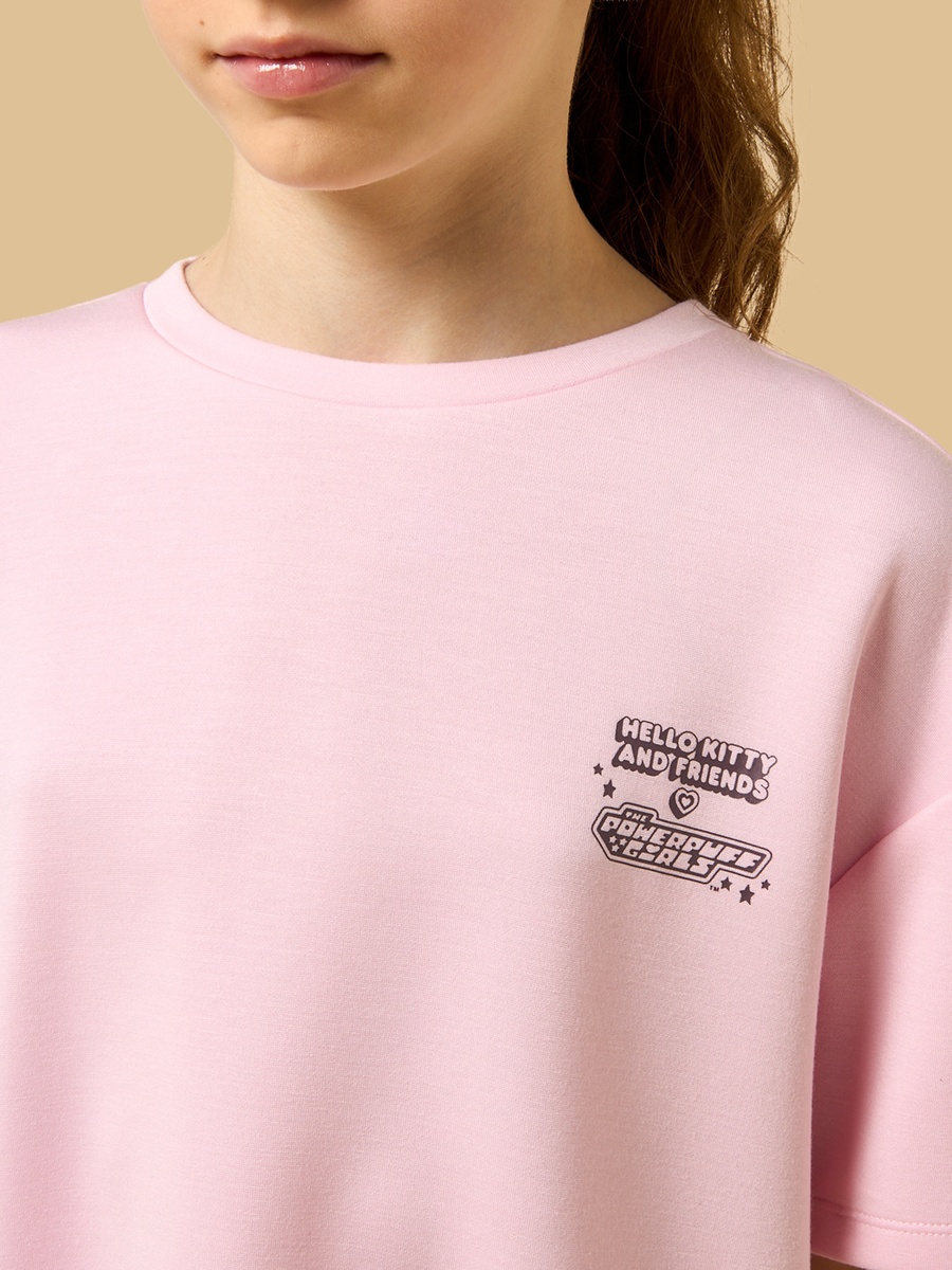Hello Kitty and Powerpuff Girls Print Oversized T-Shirt