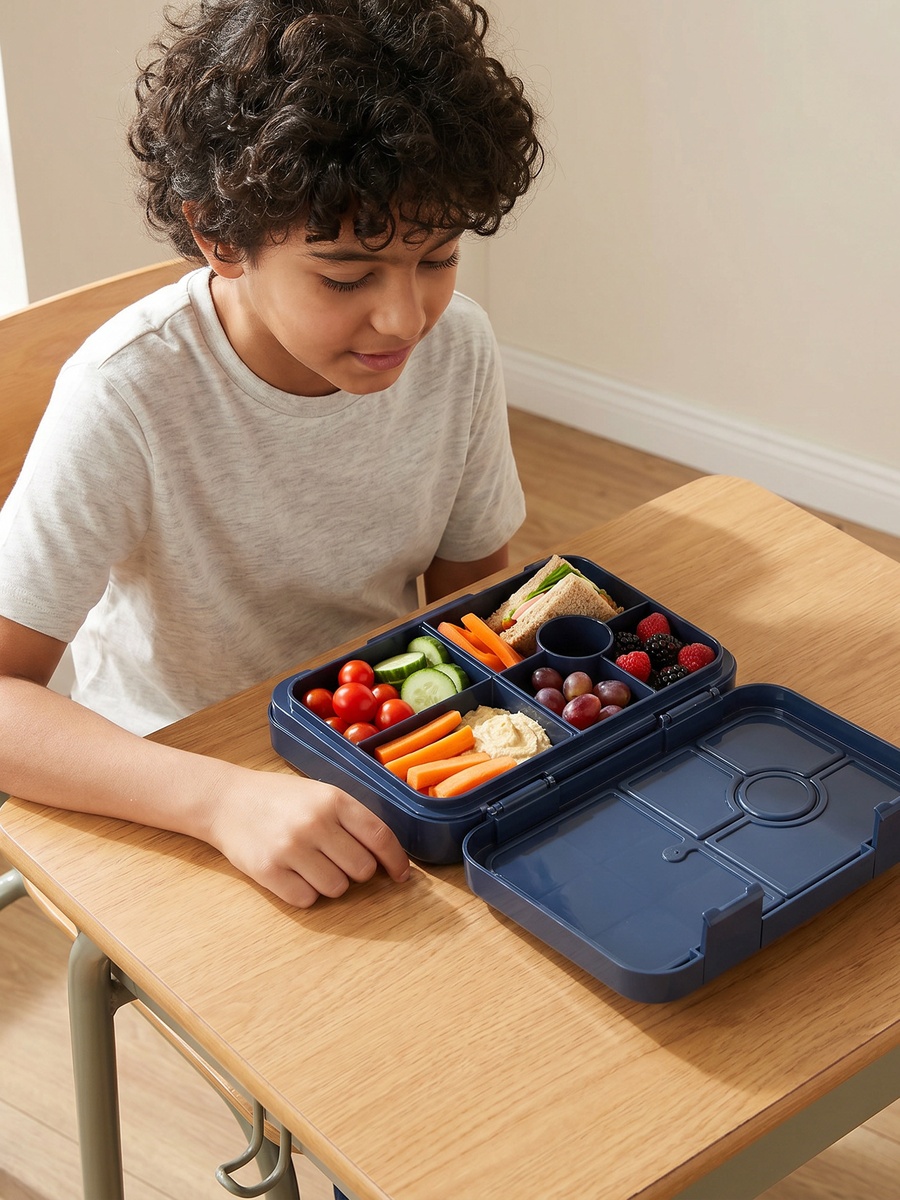 Solid Lunch Box with 6 Compartments - 810 ml