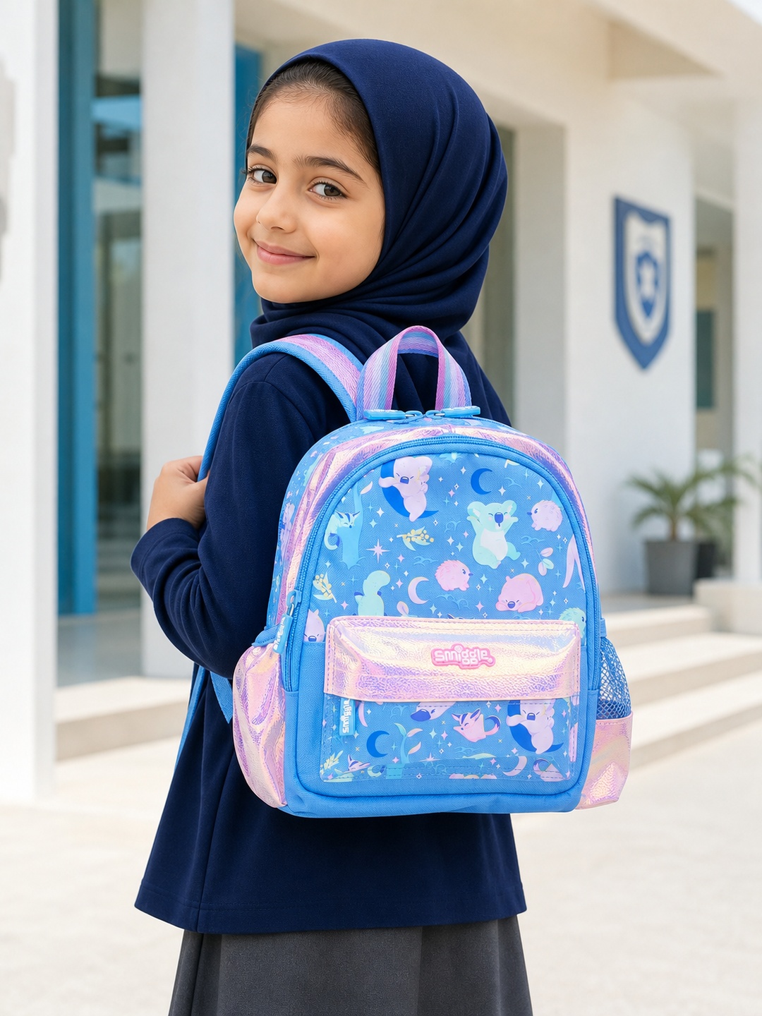 Girls Graphic Print Zip Closure Backpack
