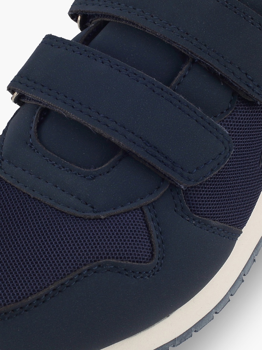 Hook and Loop Sports Shoes