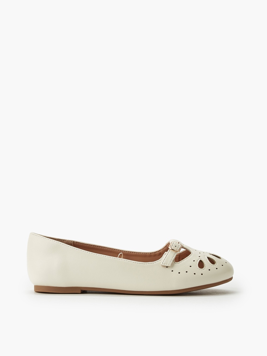 Buckle Accent Ballerina Shoes