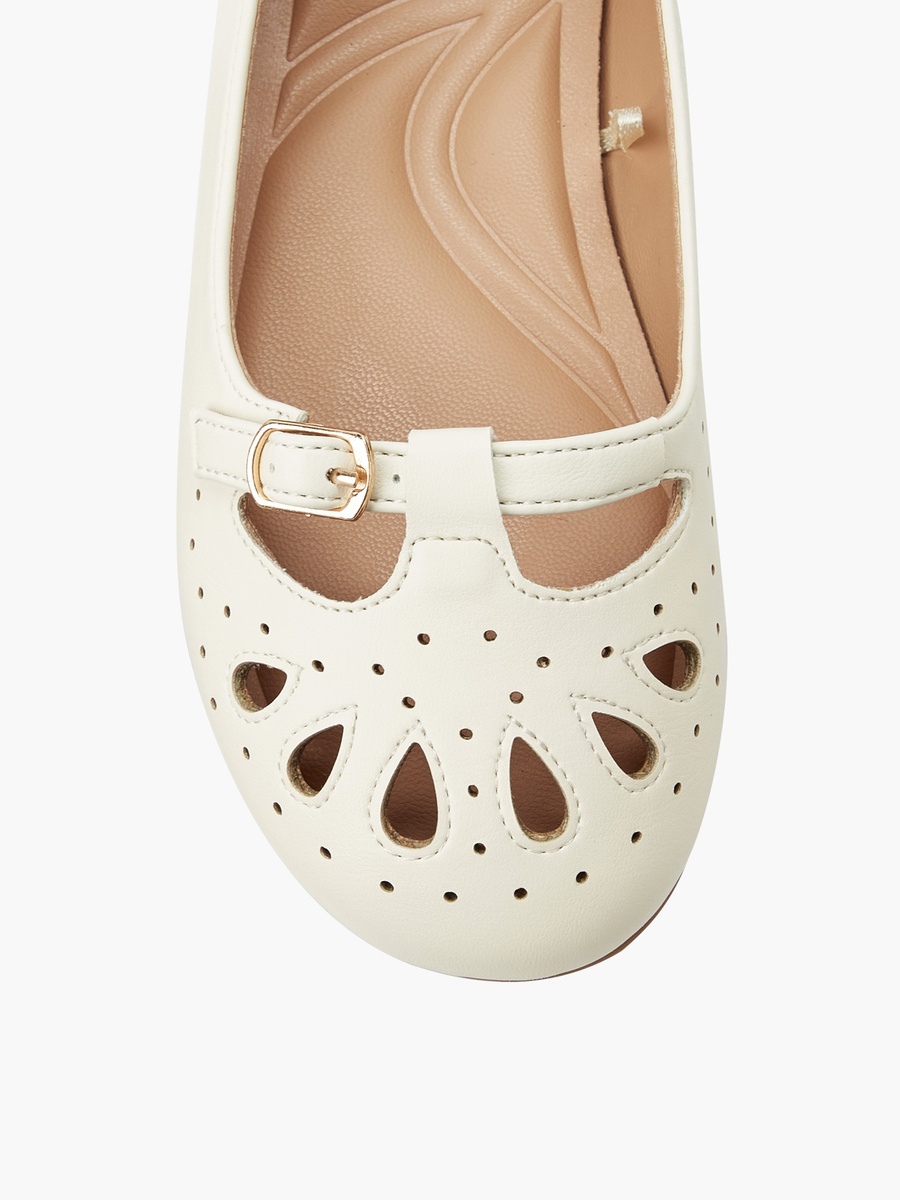 Buckle Accent Ballerina Shoes
