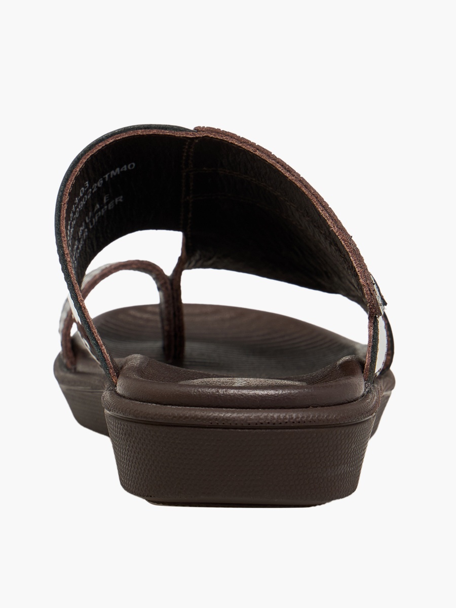 Textured Arabic Sandals