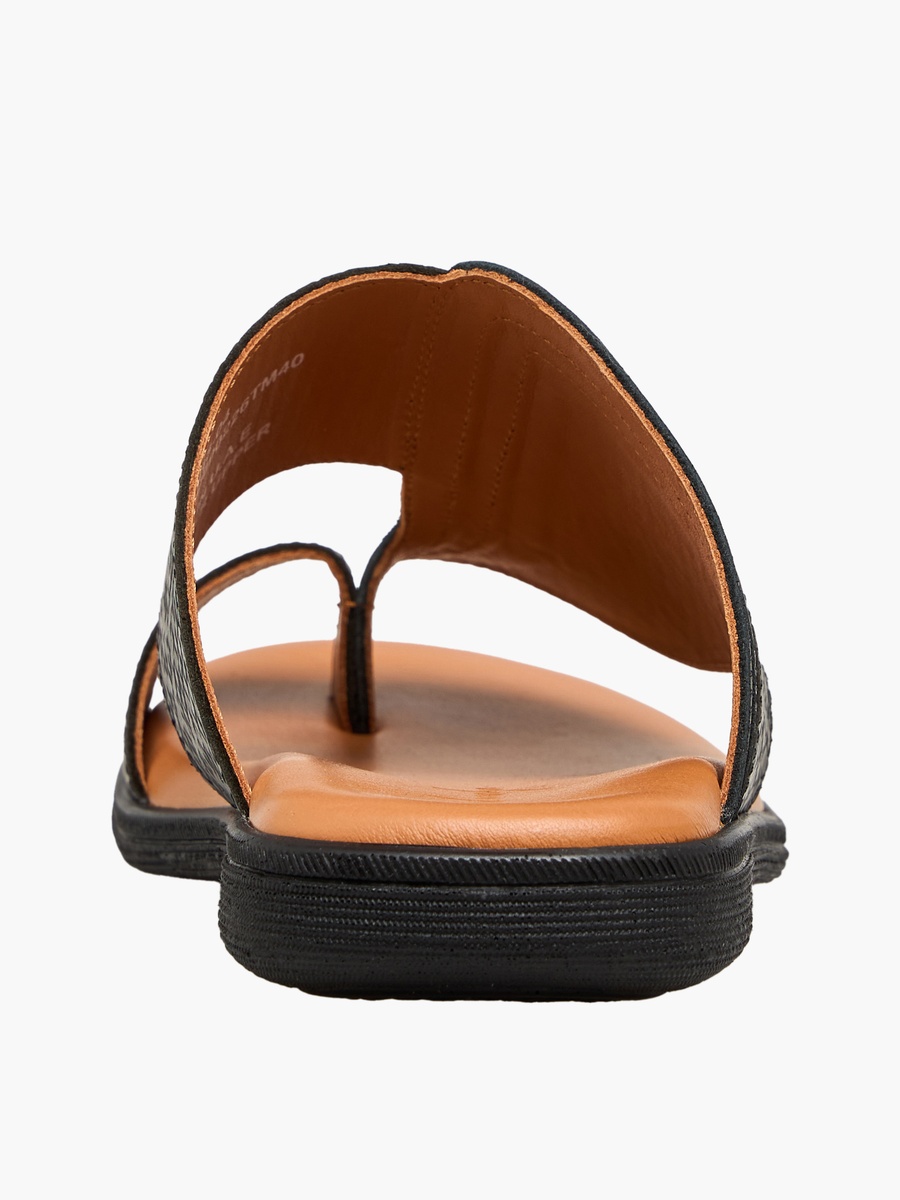 Textured Arabic Sandals