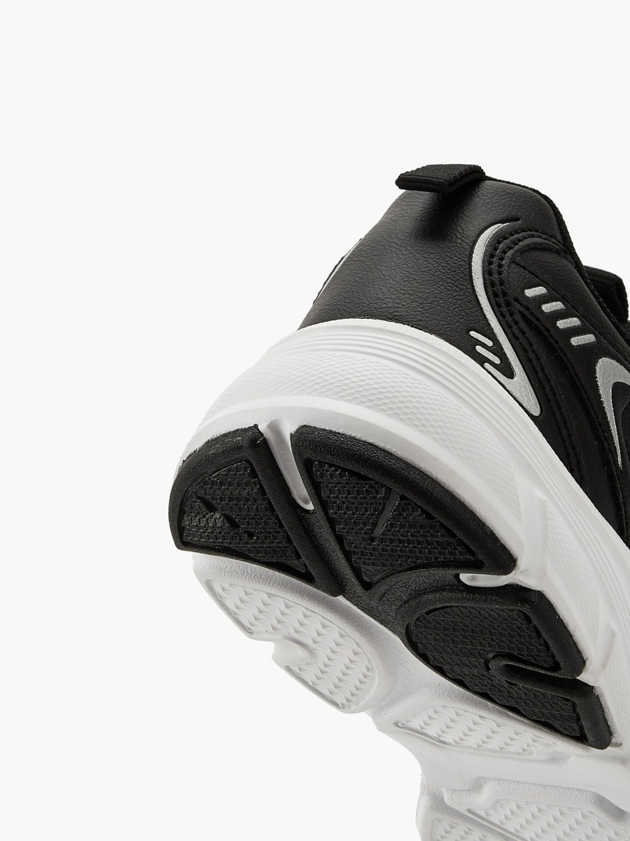 Lace-Up Sports Shoes