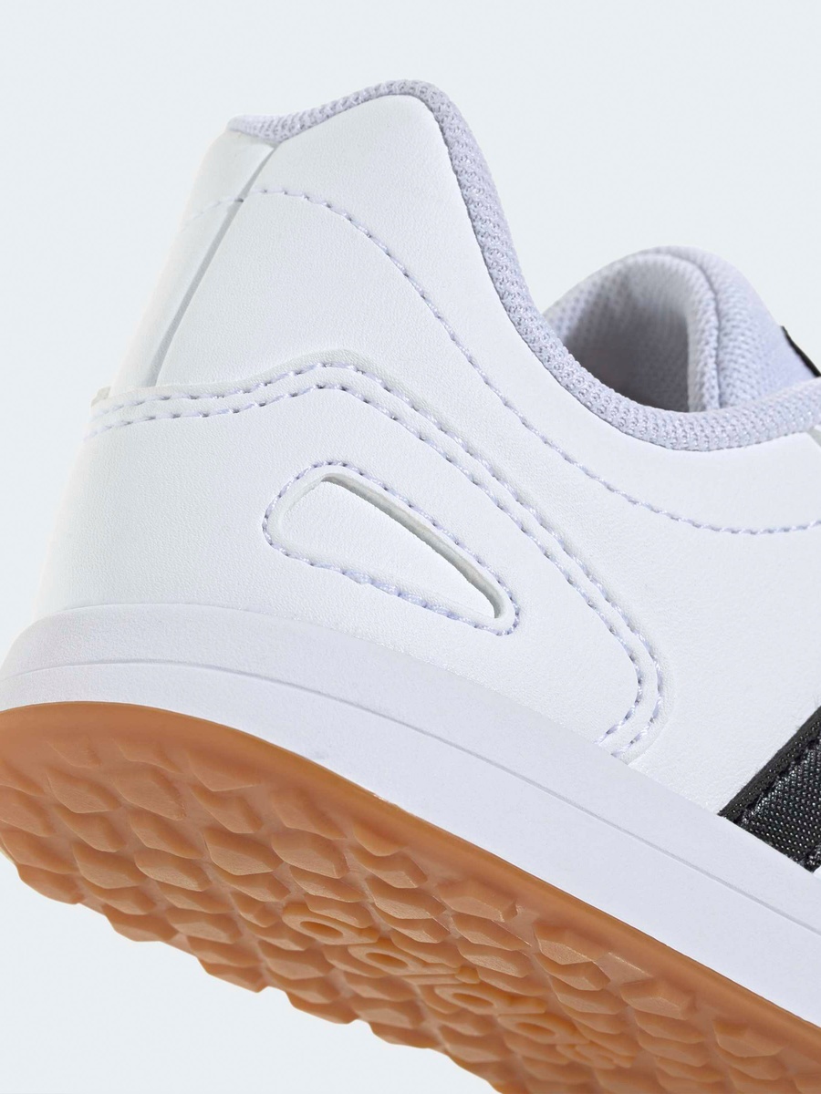 VS Switch Lace-Up Ankle Sneakers